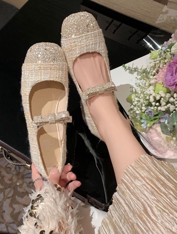 方头 低帮 中口鞋 