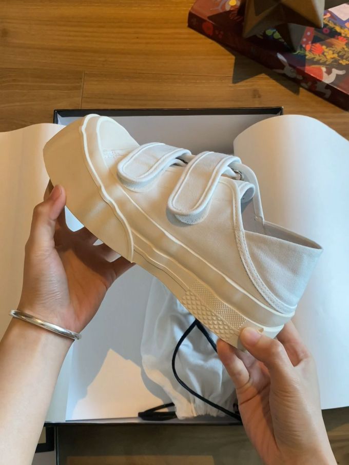 厚底 圆头 低帮 魔术贴 深口鞋 