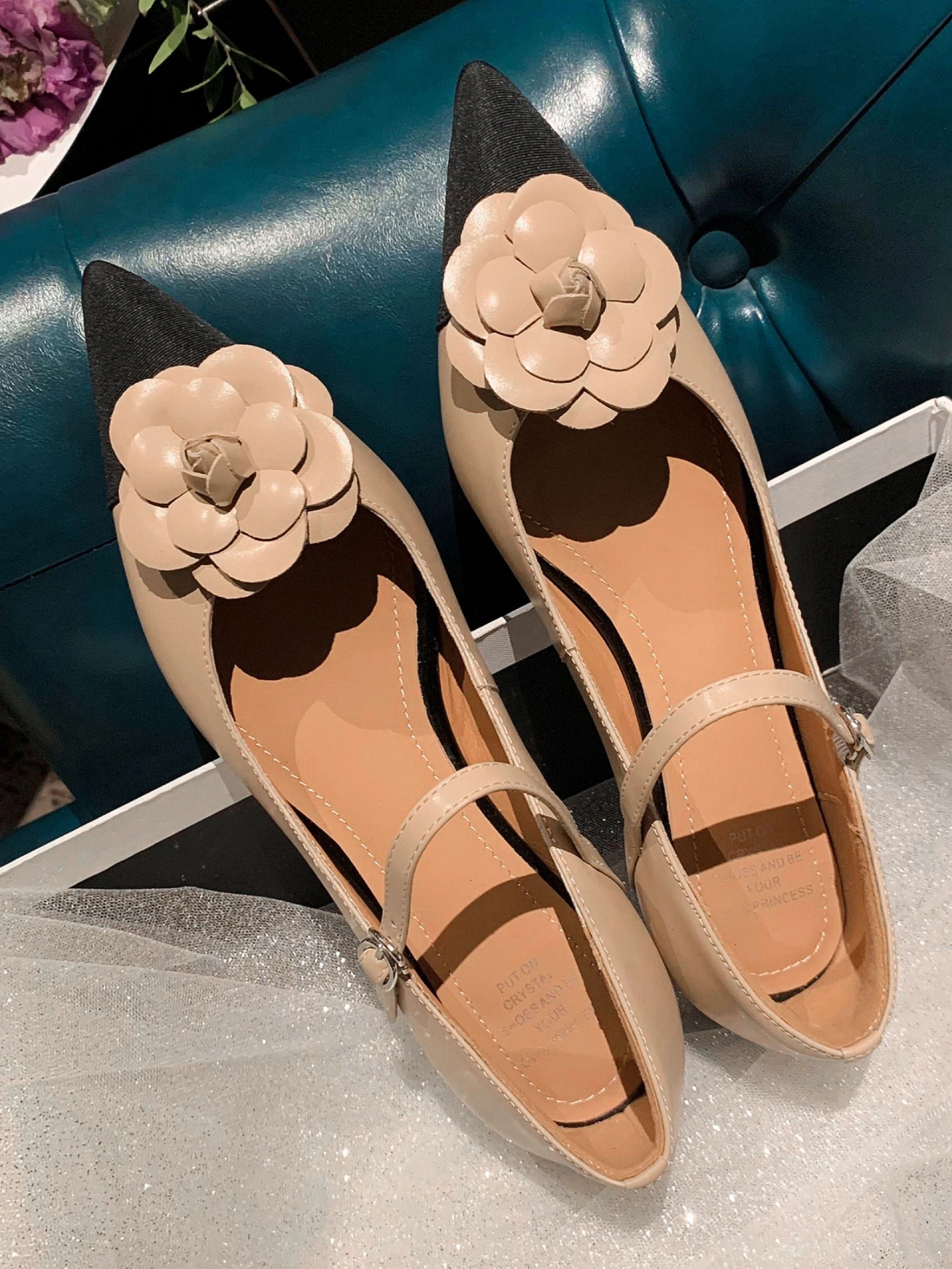 圆头 袢扣 浅口鞋  - VALI鞋履AI设计主图