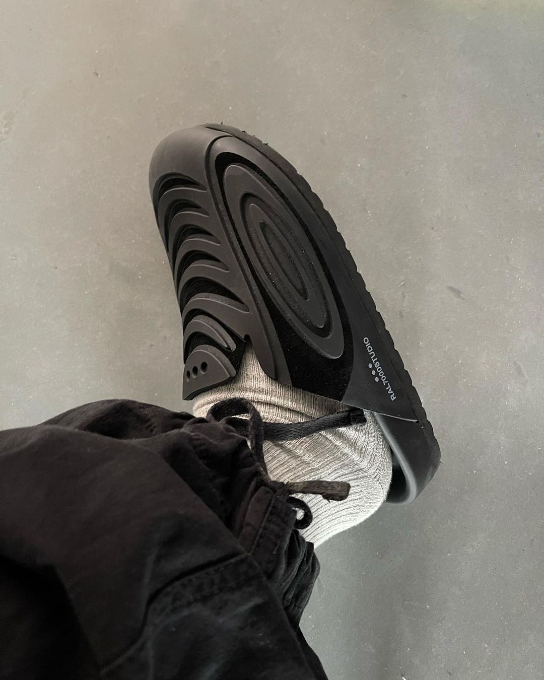 圆头 系带 皮革  - VALI鞋履AI设计主图