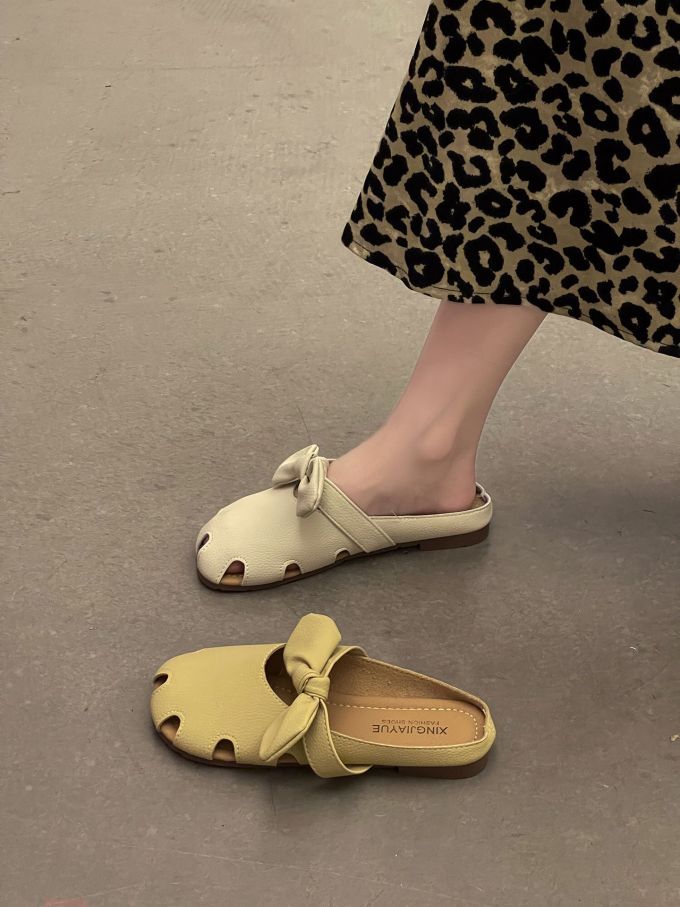 低跟 圆头 袢扣 皮革 