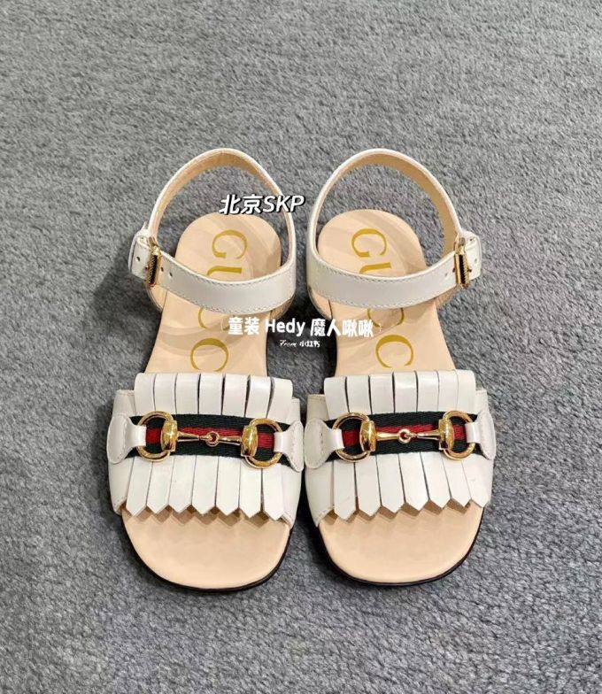 圆头 袢扣 皮革 