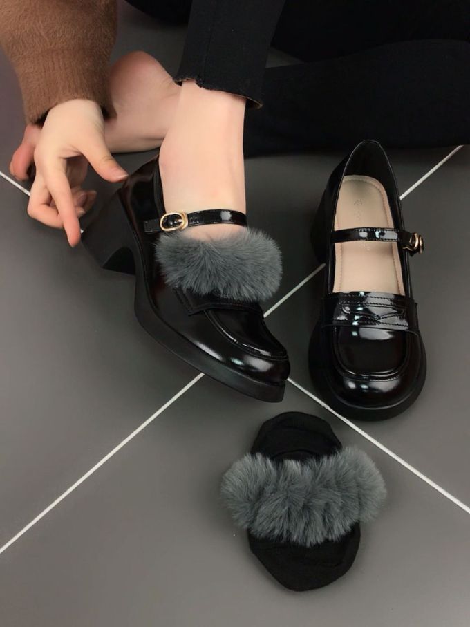 圆头 低帮 袢扣 中口鞋 皮革 