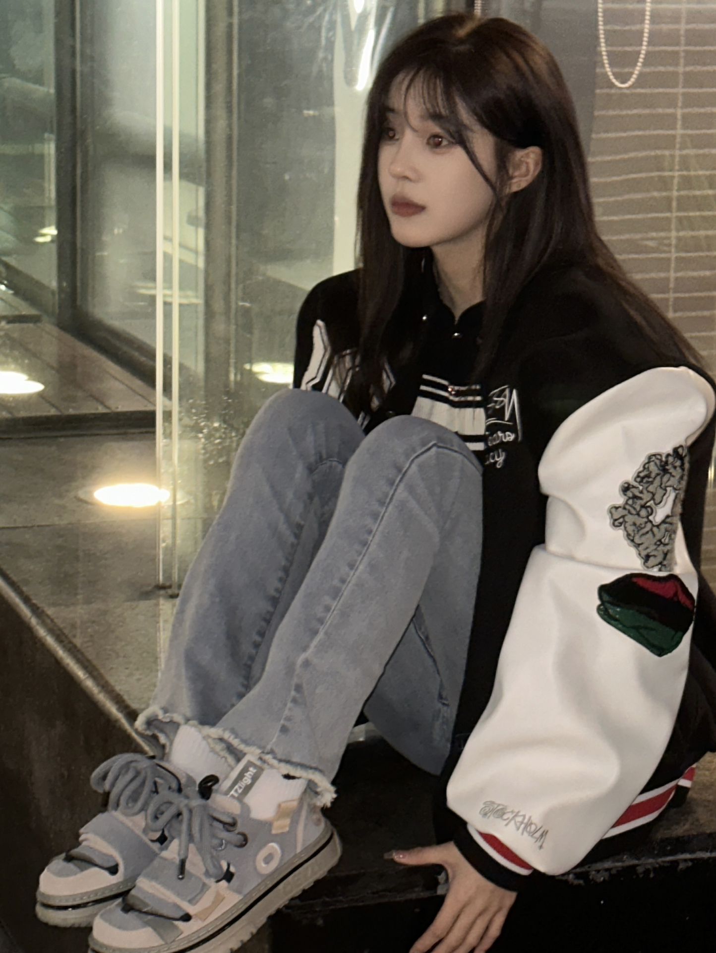 H型 文字图案 撞色/渐变 边缘装饰 踢踏舞鞋色 城堡灰 性感 户外  - VALI鞋履AI设计主图