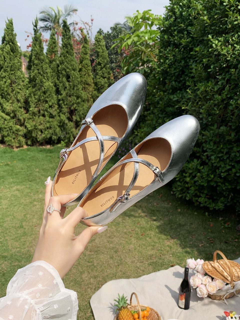 尖头 低帮 袢扣 浅口鞋 皮革  - VALI鞋履AI设计主图