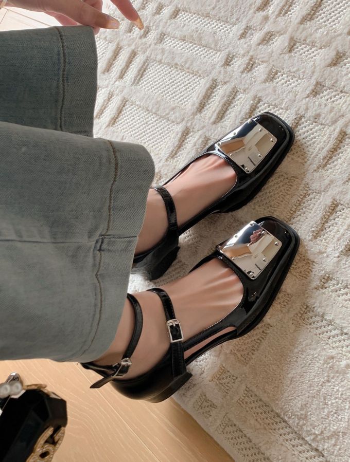 平底 方头 低帮 袢扣 浅口鞋 皮革 