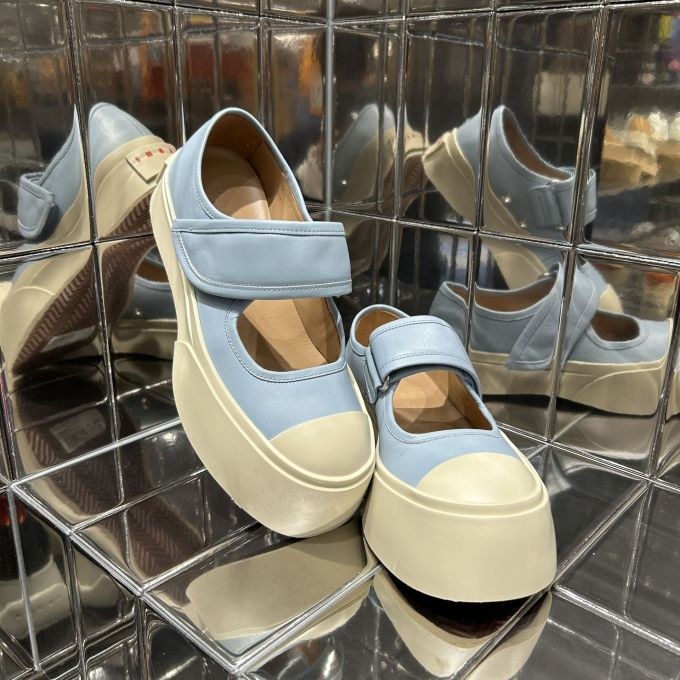 厚底 圆头 低帮 魔术贴 中口鞋 