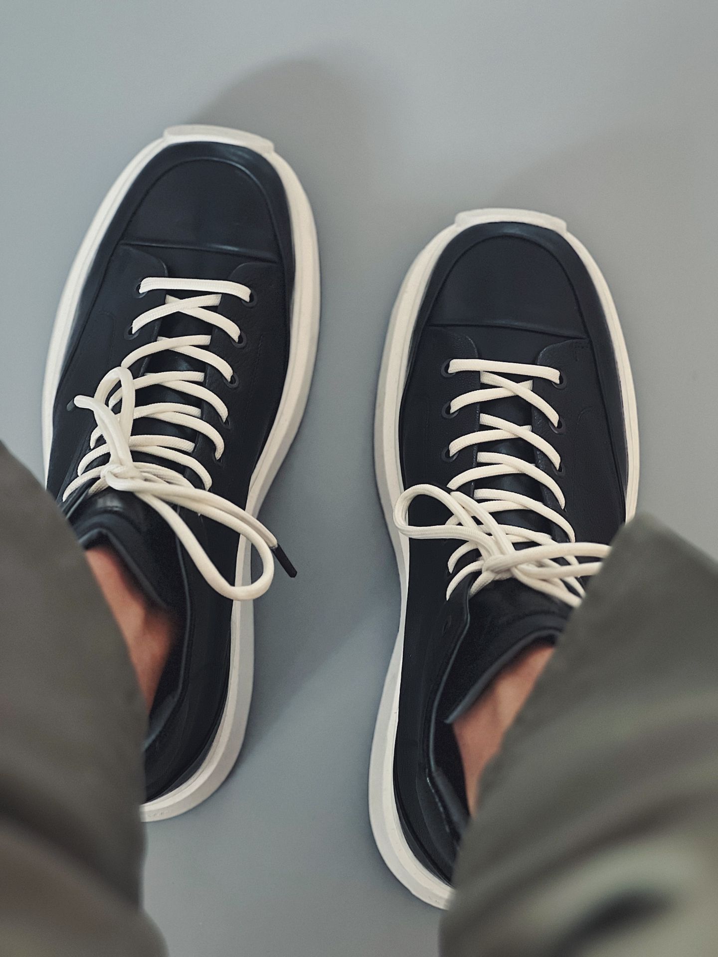 圆头 低帮 系带 深口鞋 皮革  - VALI鞋履AI设计主图