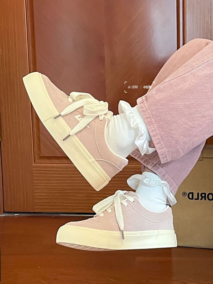 平底 圆头 低帮 系带 深口鞋 