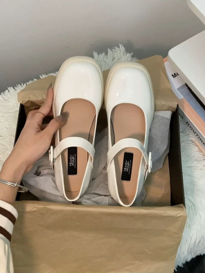 圆头 松紧带 中口鞋 皮革 