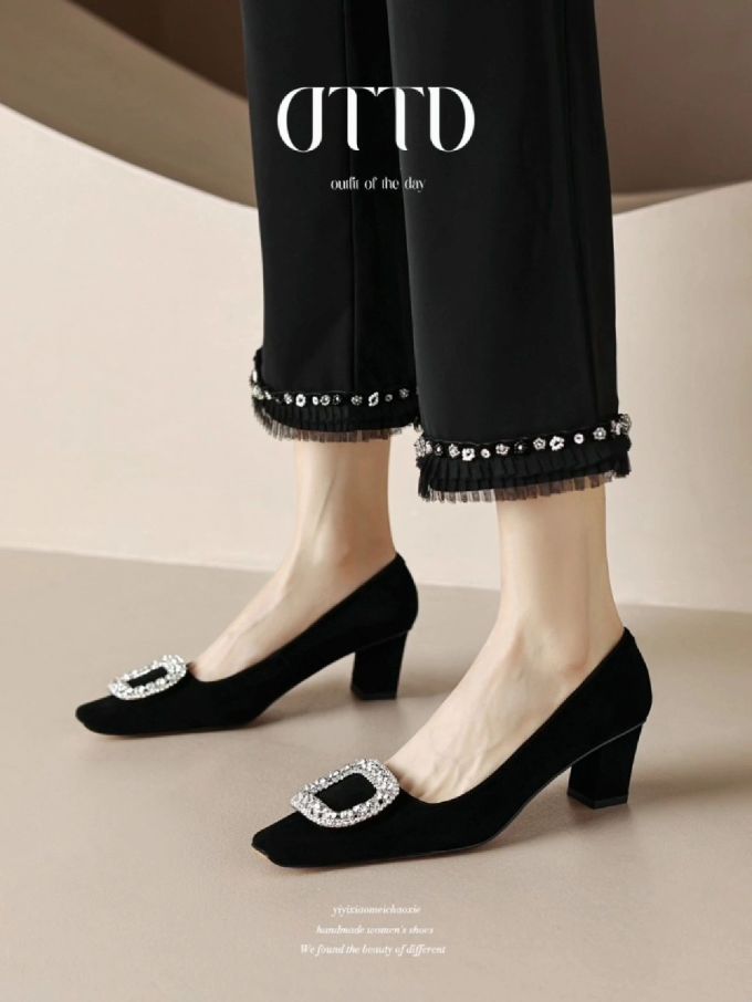 粗跟 中跟 尖头 低帮 一脚蹬 浅口鞋 皮革 