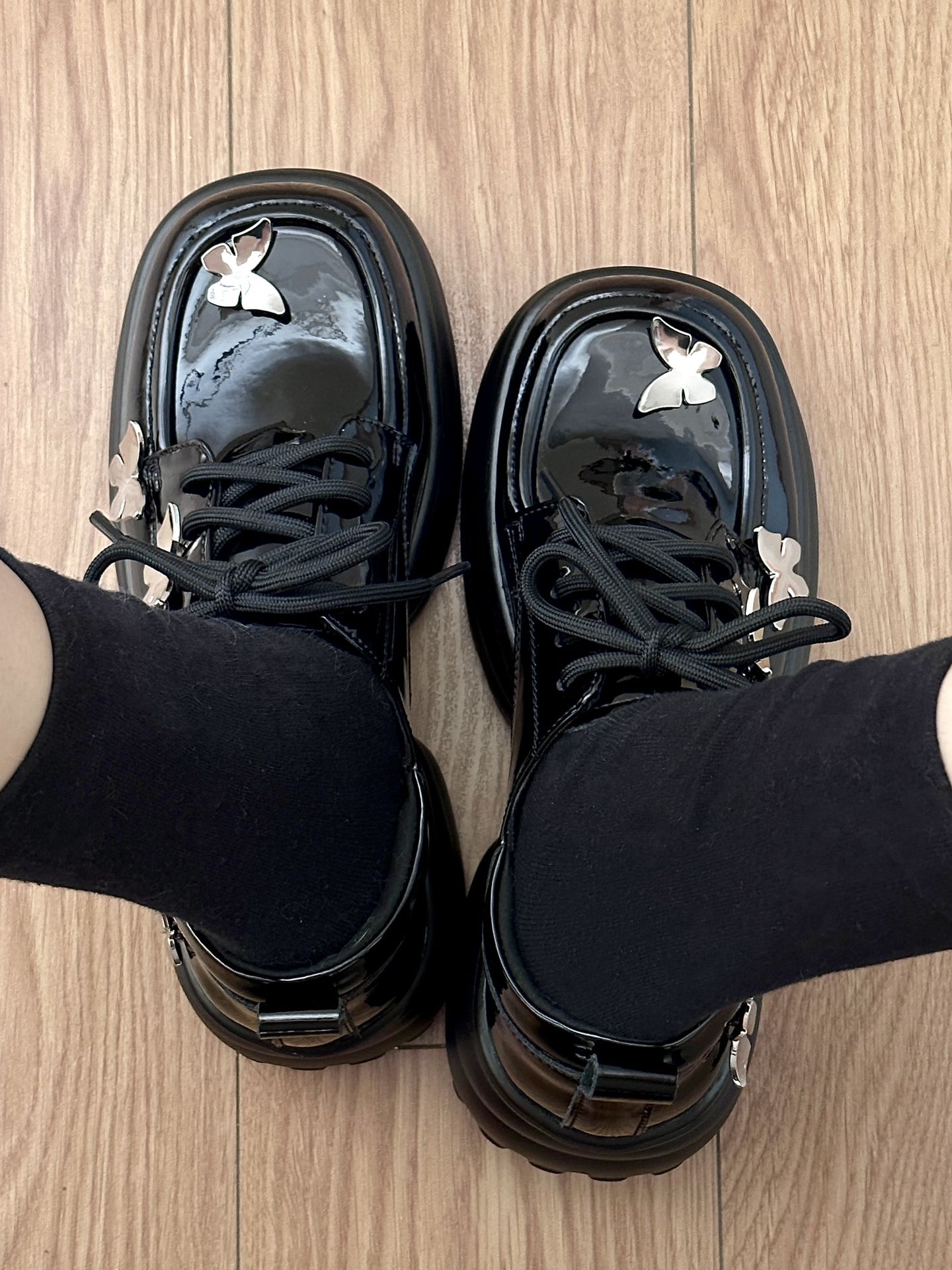 圆头 弹力绳 深口鞋  - VALI鞋履AI设计主图