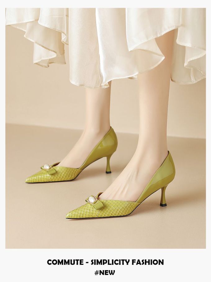 细跟 中跟 尖头 低帮 一脚蹬 浅口鞋 