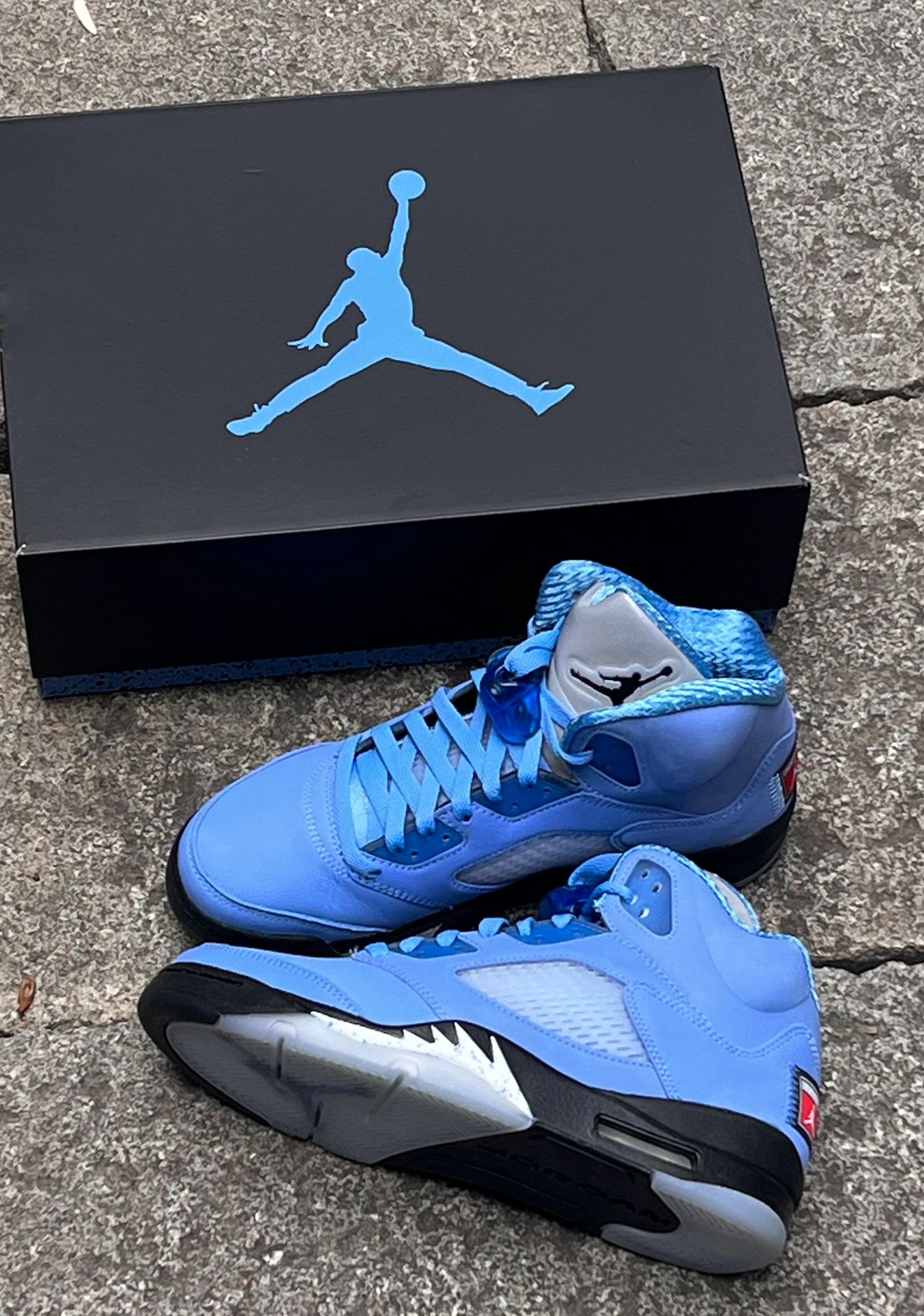 圆头 中帮 系带 深口鞋 皮革  - VALI鞋履AI设计主图