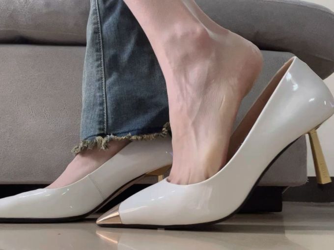 异形跟 高跟 低帮 一脚蹬 浅口鞋 皮革 