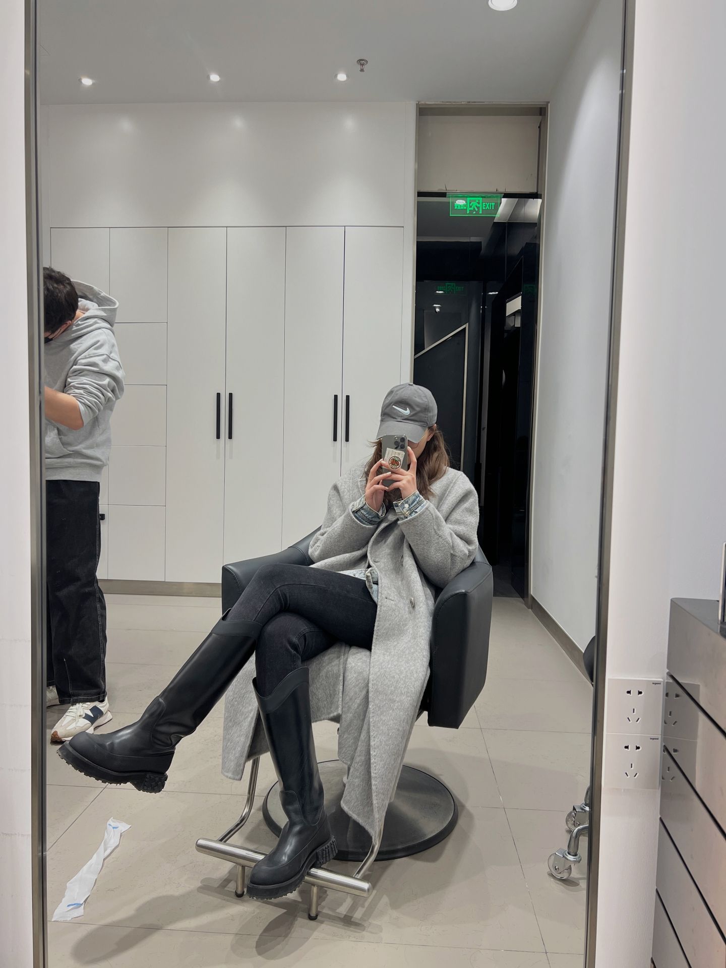 呢绒 H型 蓝黑色 银色 都市  - VALI鞋履AI设计主图