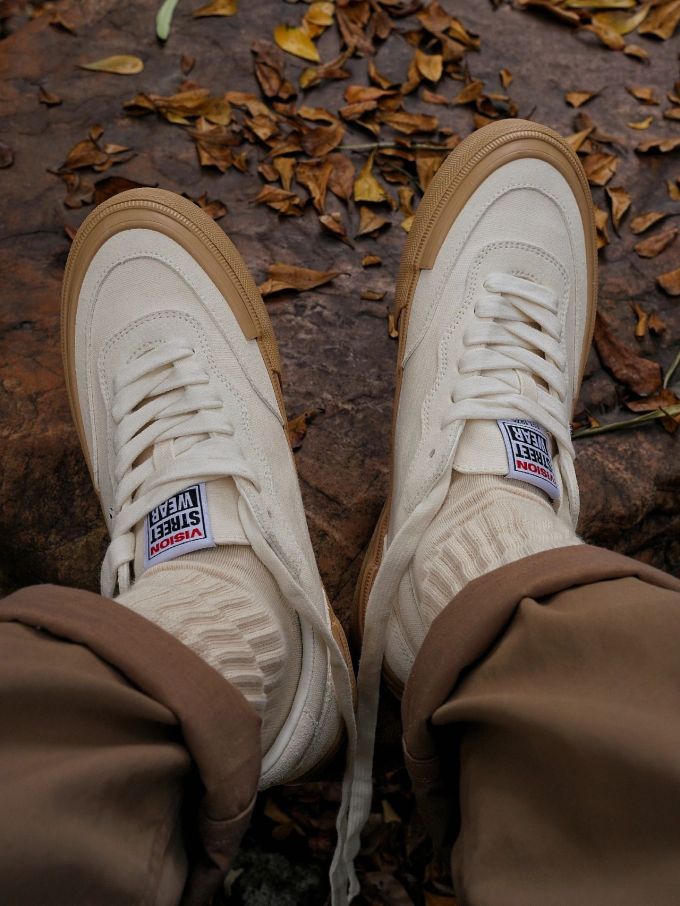 圆头 低帮 系带 深口鞋 