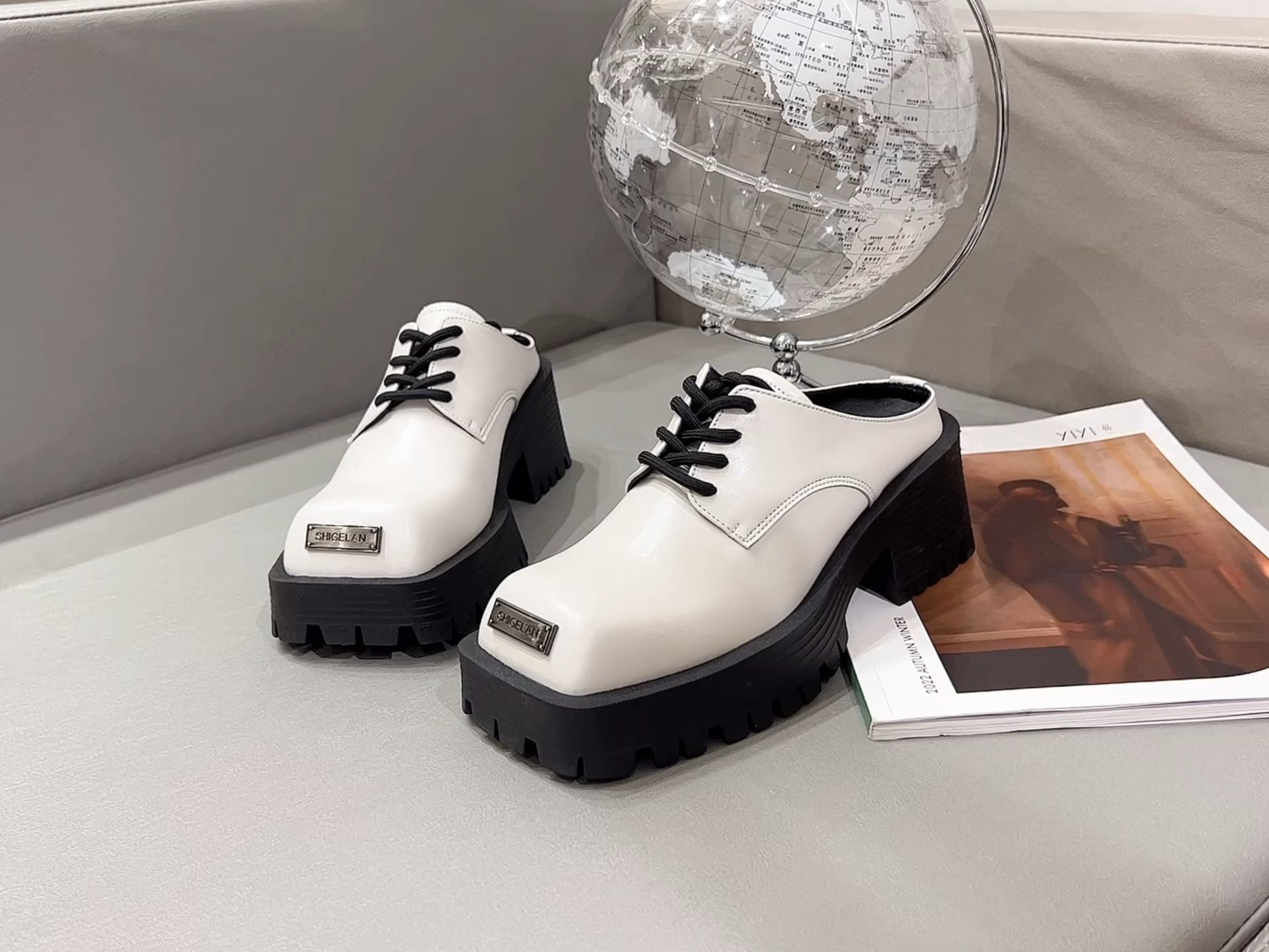 粗跟 中跟 圆头 低帮 系带 深口鞋 皮革  - VALI鞋履AI设计主图