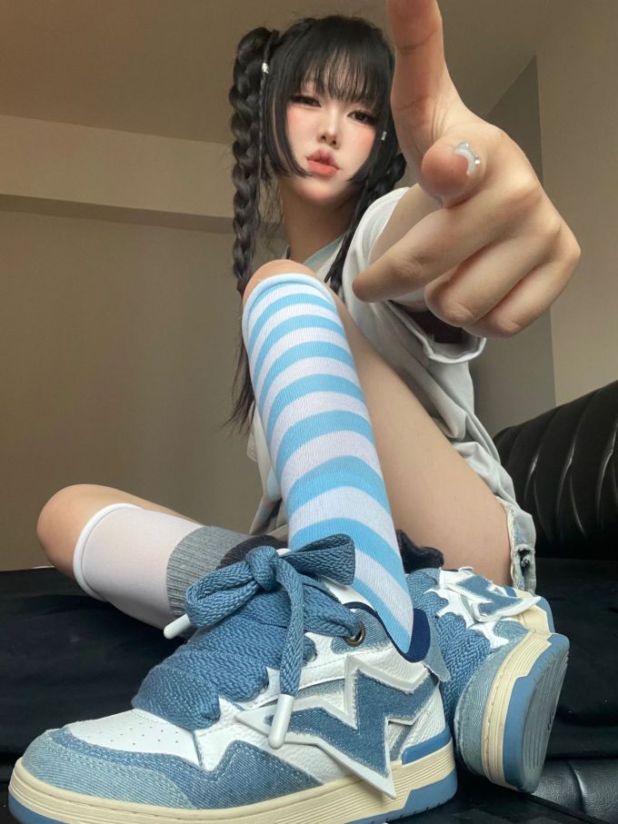 平底 圆头 低帮 系带 深口鞋 皮革 