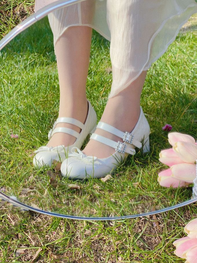 平底 圆头 低帮 袢扣 中口鞋 