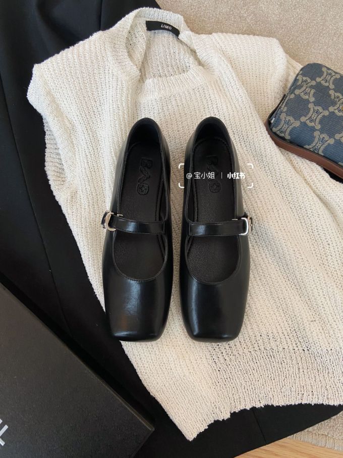 方头 低帮 袢扣 中口鞋 皮革 