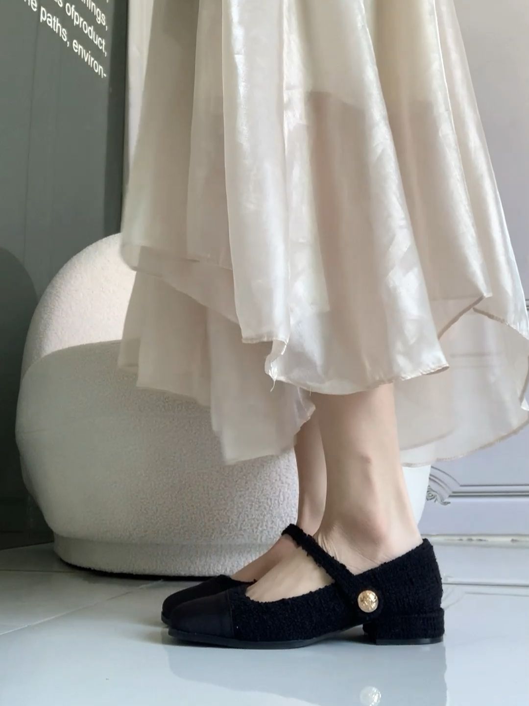 粗跟 低跟 方头 低帮 袢扣 中口鞋  - VALI鞋履AI设计主图