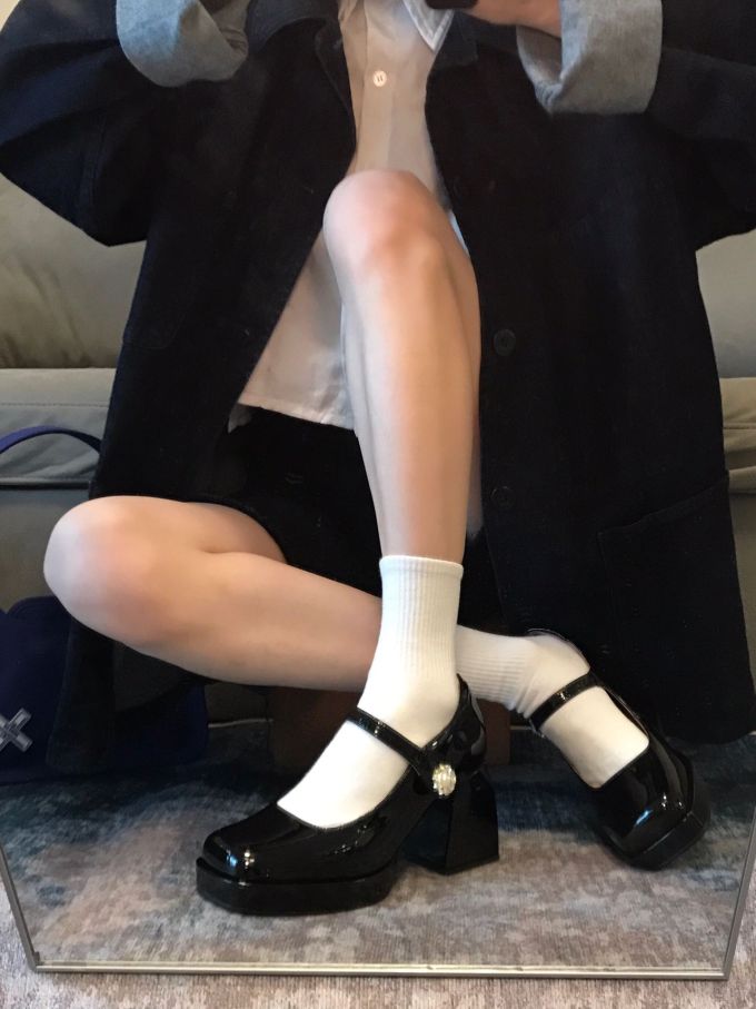 粗跟 高跟 圆头 低帮 袢扣 中口鞋 皮革 