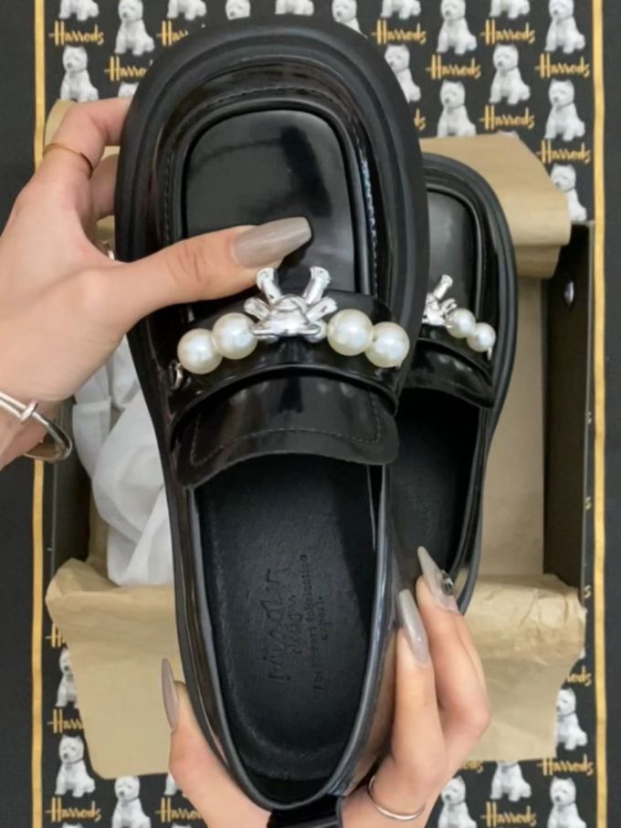 圆头 一脚蹬 深口鞋 皮革 