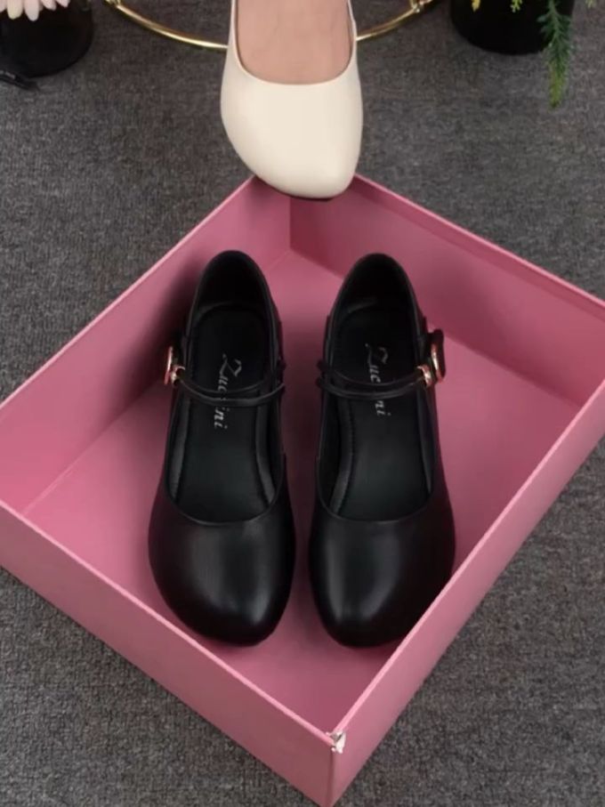 圆头 袢扣 中口鞋 皮革 