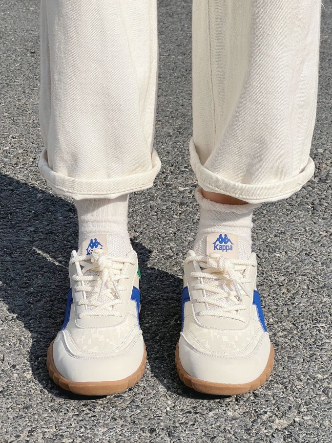 圆头 低帮 系带 深口鞋 皮革 