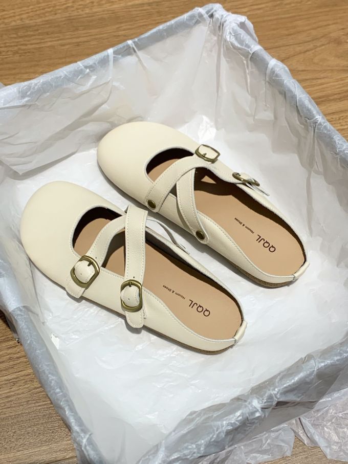 方头 袢扣 皮革 