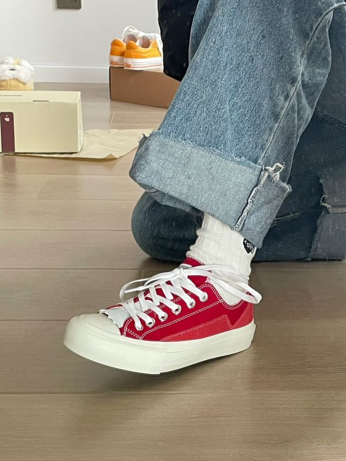 平底 圆头 低帮 系带 深口鞋 