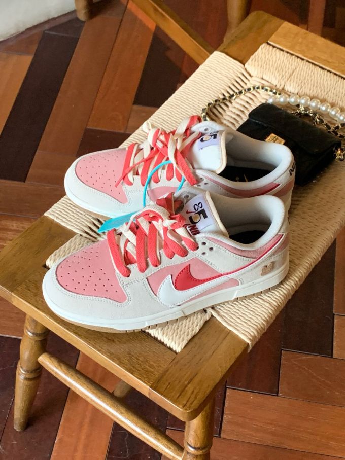 圆头 低帮 系带 深口鞋 皮革 