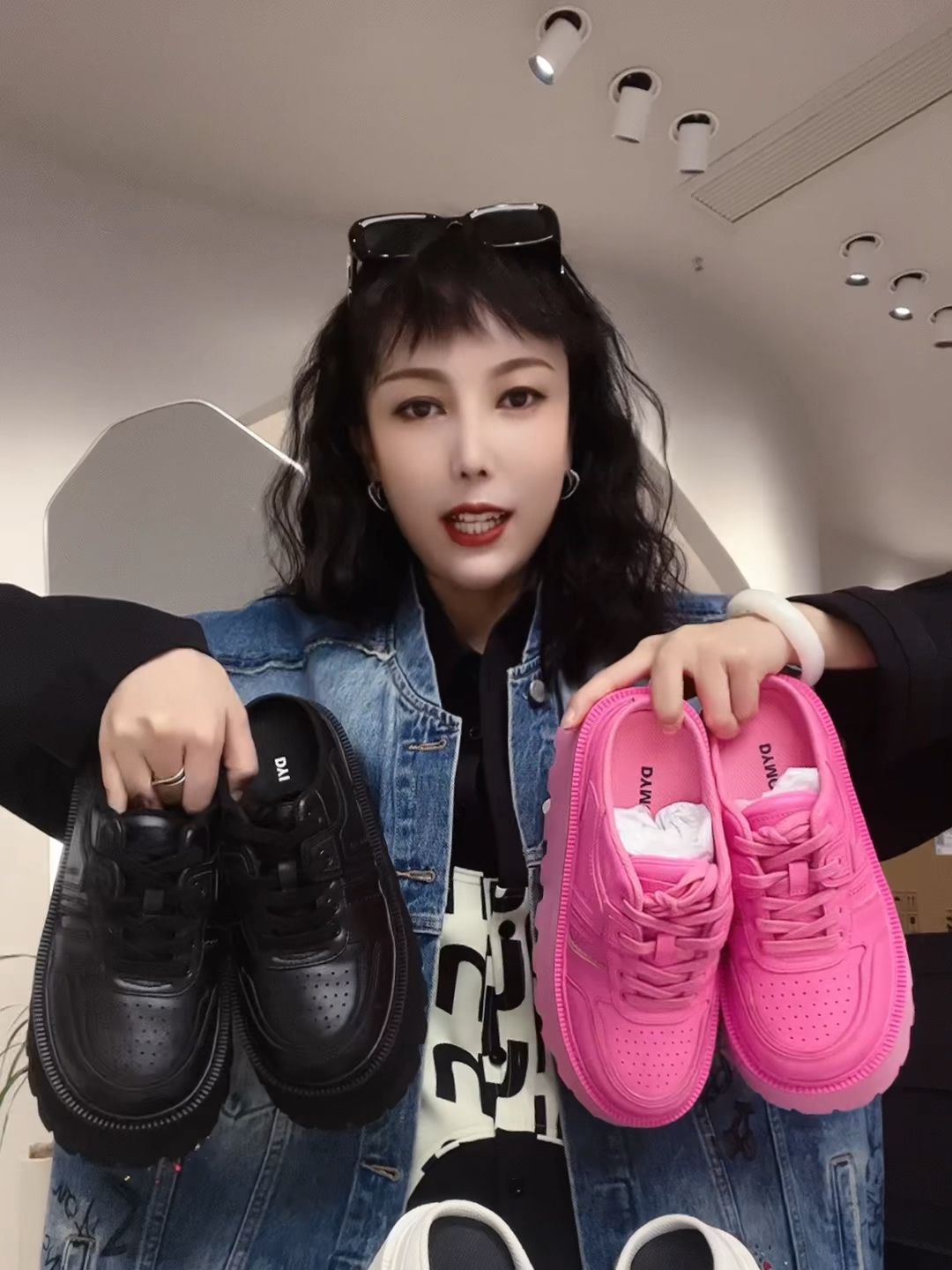 圆头 低帮 系带 深口鞋 皮革  - VALI鞋履AI设计主图