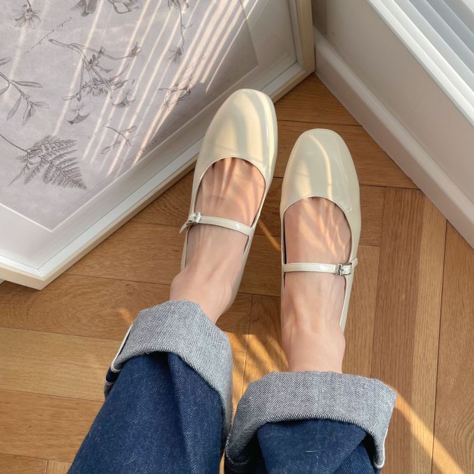 圆头 低帮 袢扣 浅口鞋 皮革 