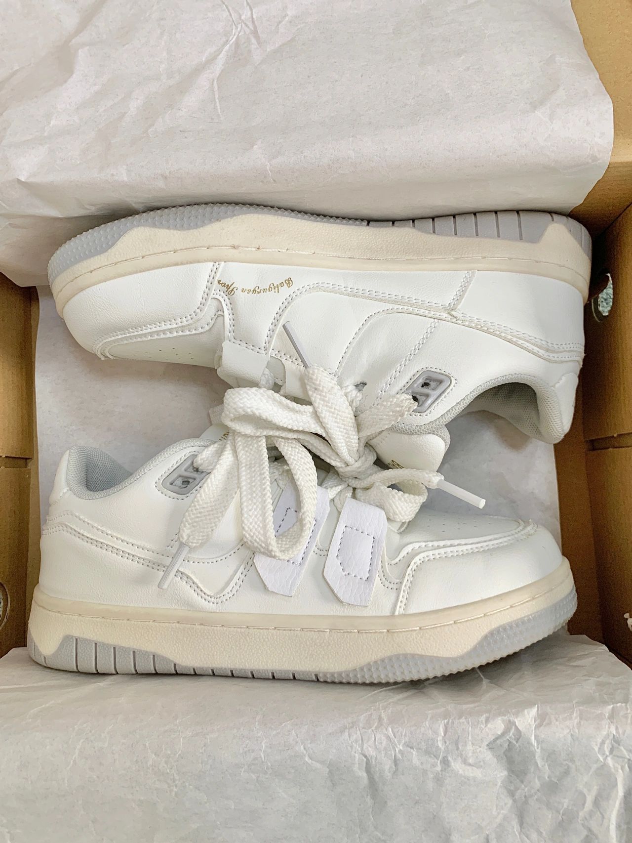 厚底 圆头 低帮 系带 深口鞋  - VALI鞋履AI设计主图