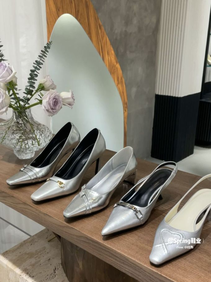 尖头 低帮 一脚蹬 浅口鞋 皮革 