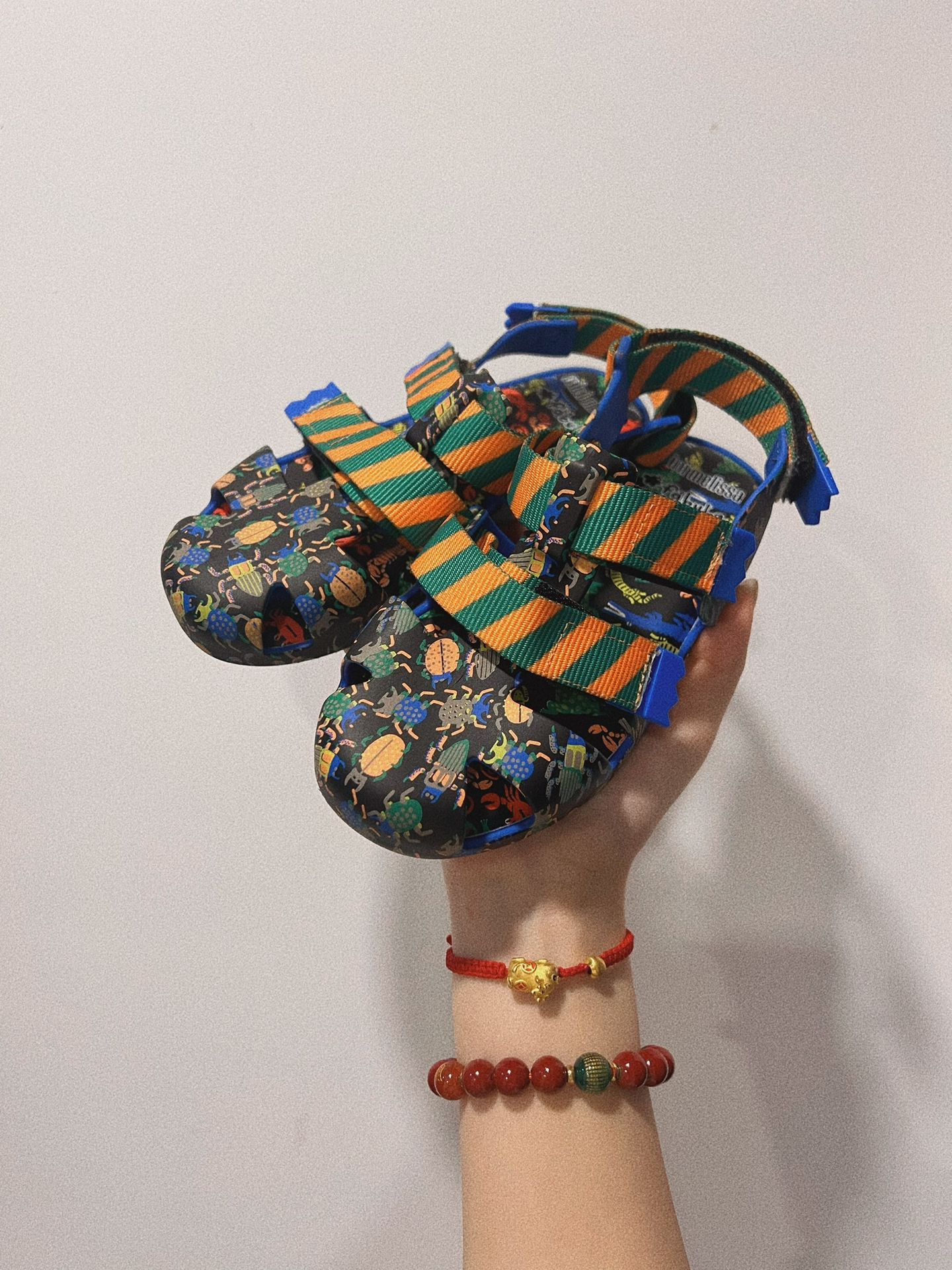  - VALI鞋履AI设计主图