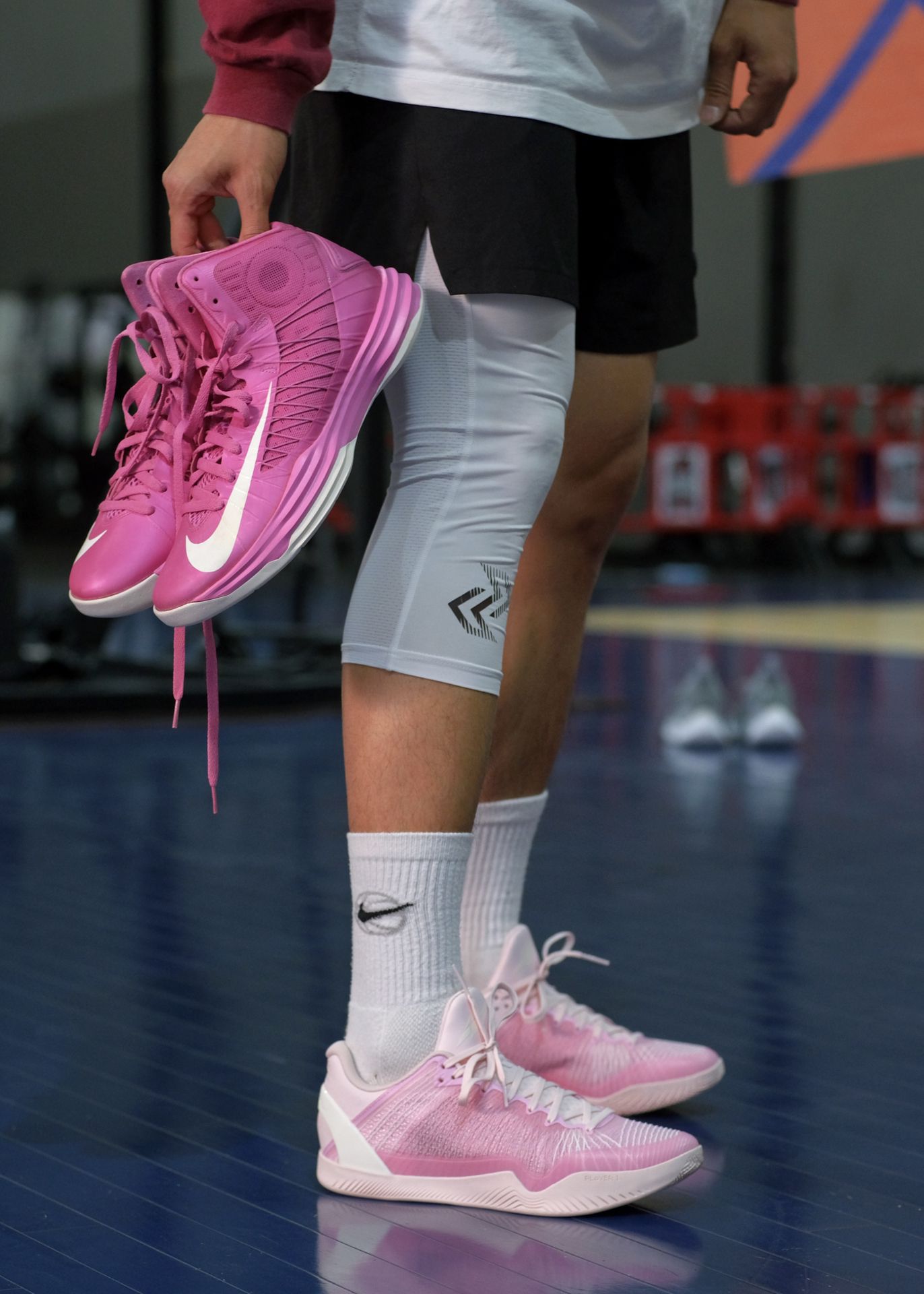 平底 圆头 中帮 系带 深口鞋 皮革  - VALI鞋履AI设计主图