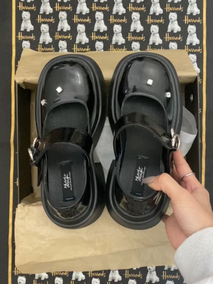 圆头 袢扣 中口鞋 皮革 