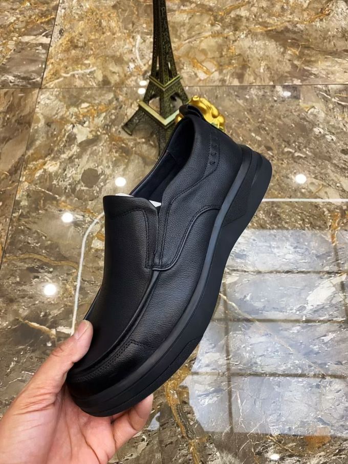 平底 圆头 低帮 一脚蹬 深口鞋 皮革 