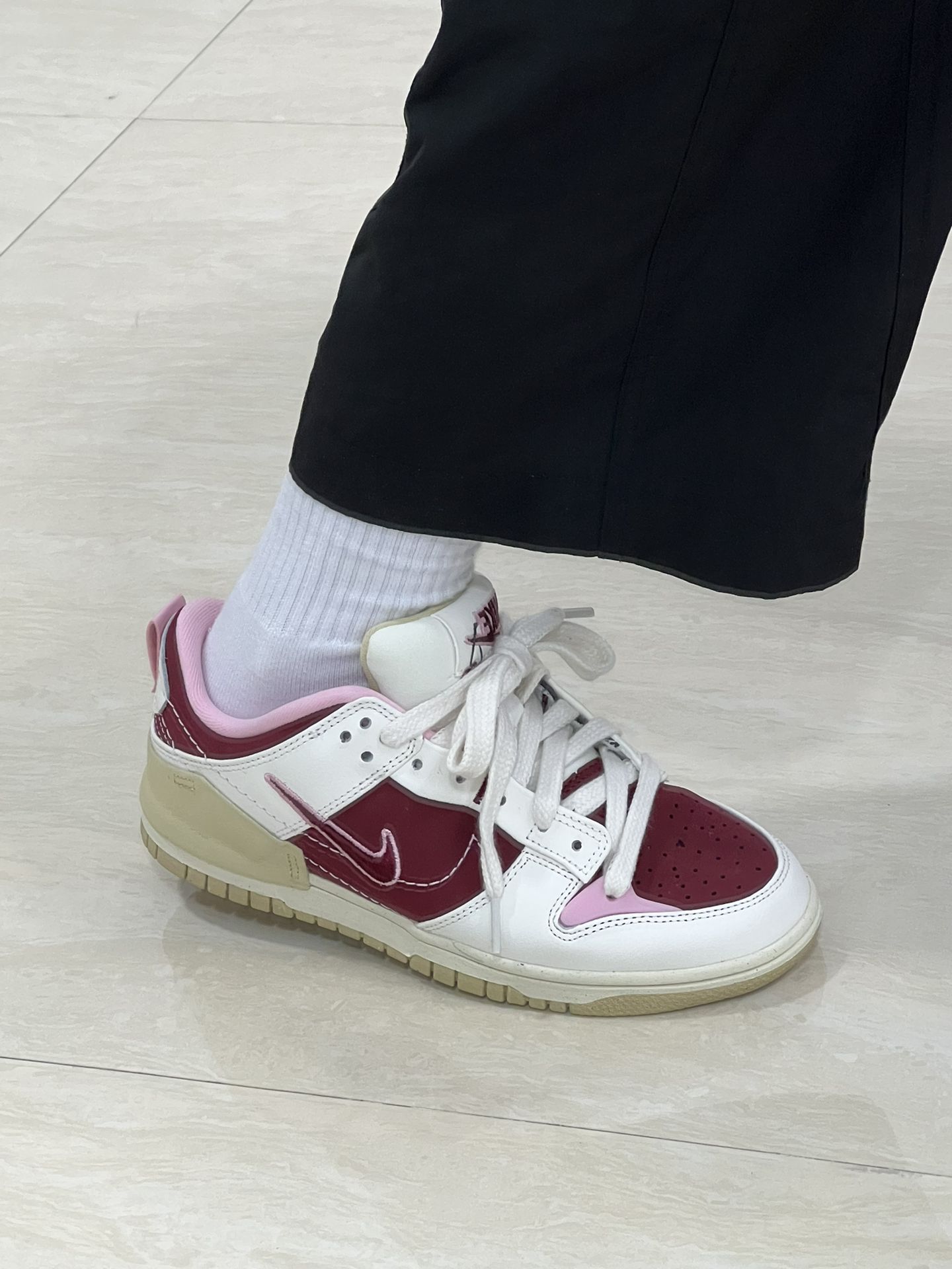 平底 圆头 低帮 系带 深口鞋 皮革  - VALI鞋履AI设计主图