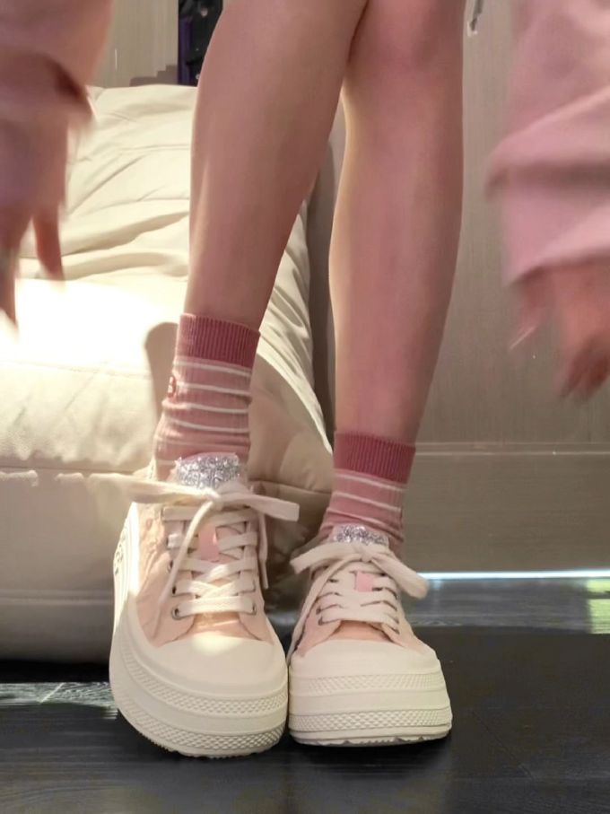 厚底 圆头 系带 深口鞋 皮革 