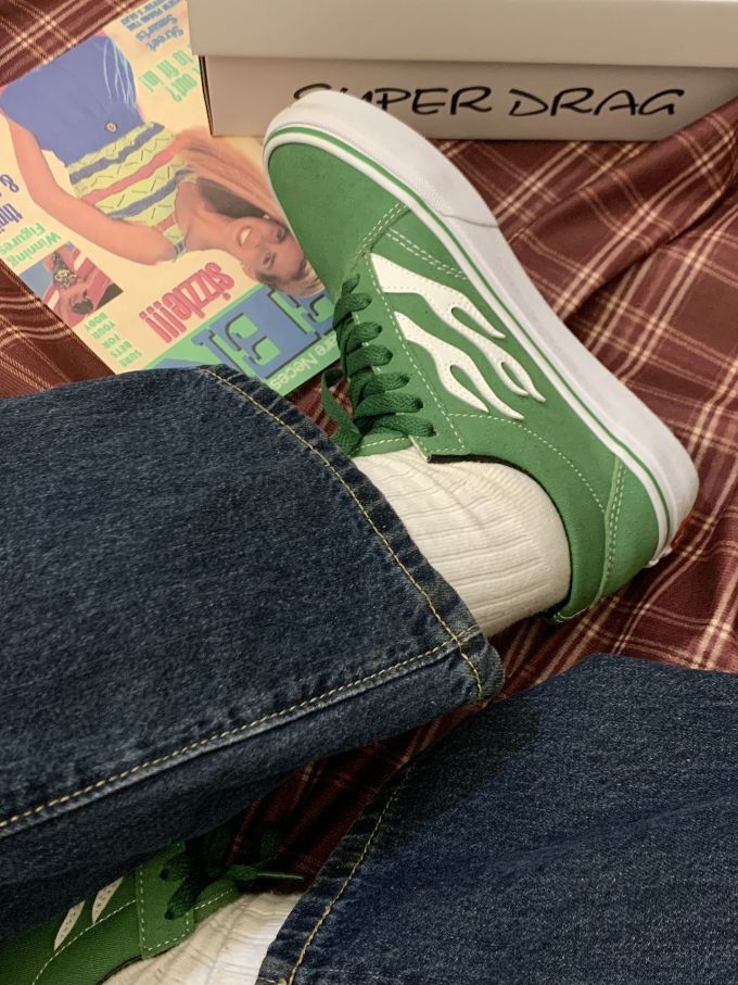 平底 圆头 中帮 系带 深口鞋 