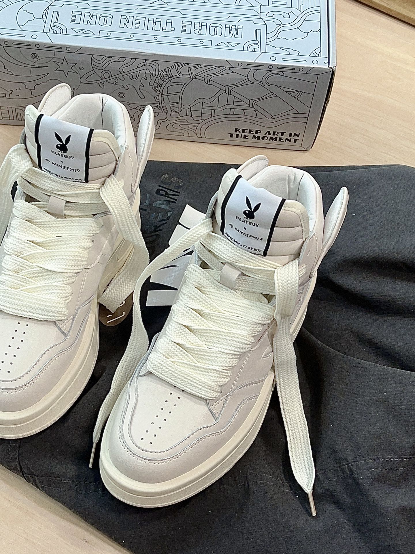 圆头 中帮 系带 深口鞋 皮革  - VALI鞋履AI设计主图