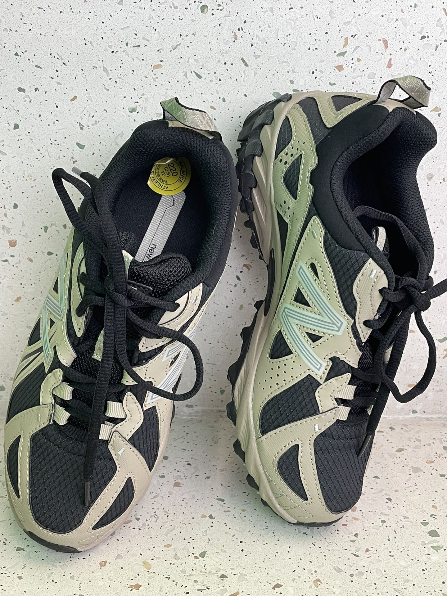 厚底 圆头 低帮 系带 深口鞋  - VALI鞋履AI设计主图