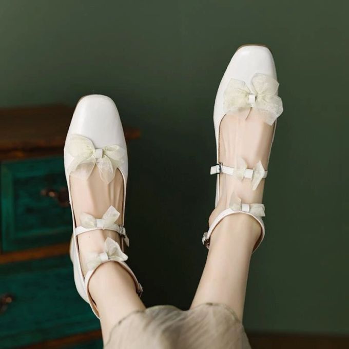 圆头 袢扣 浅口鞋 皮革 