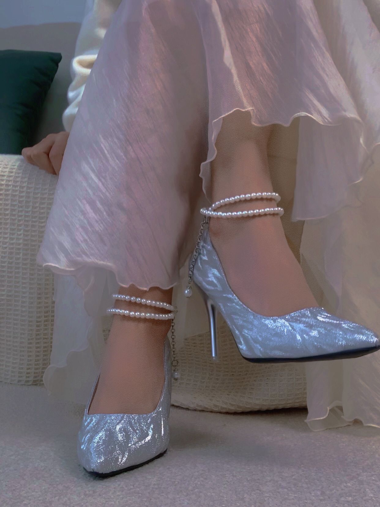 细跟 高跟 尖头 低帮 浅口鞋  - VALI鞋履AI设计主图