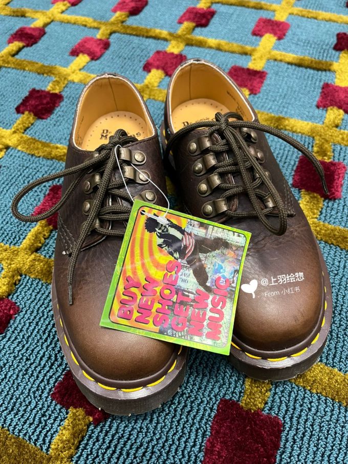 圆头 低帮 系带 深口鞋 皮革 