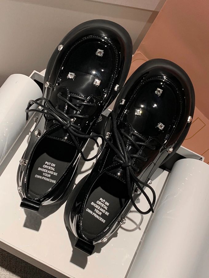 圆头 袢扣 中口鞋 皮革 